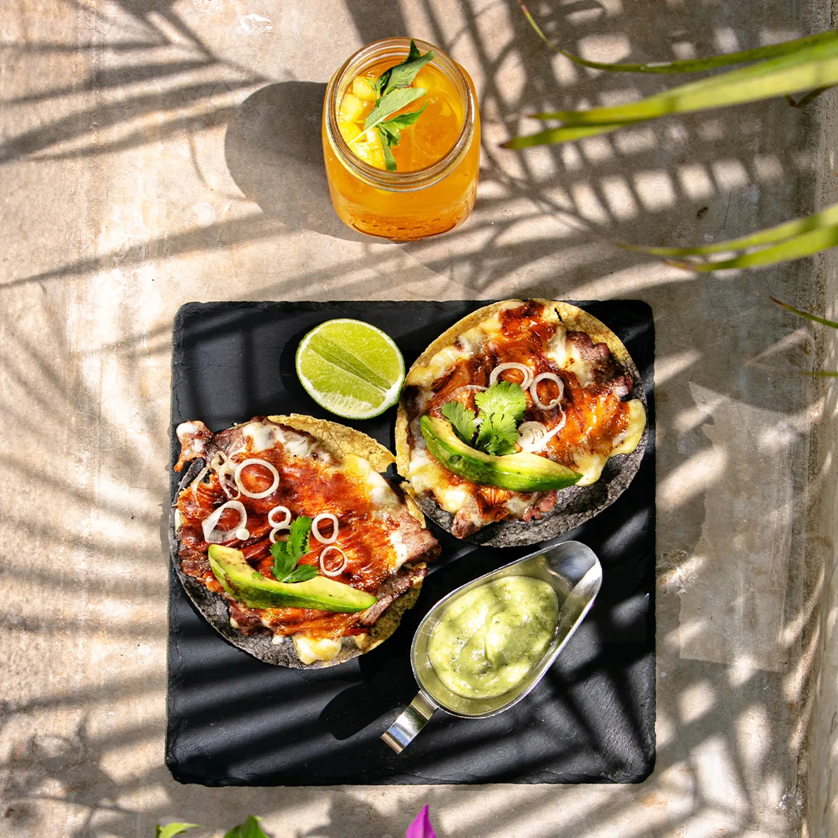 Comida estilo mexicana del restaurante cantina la 20 marina tower cancun