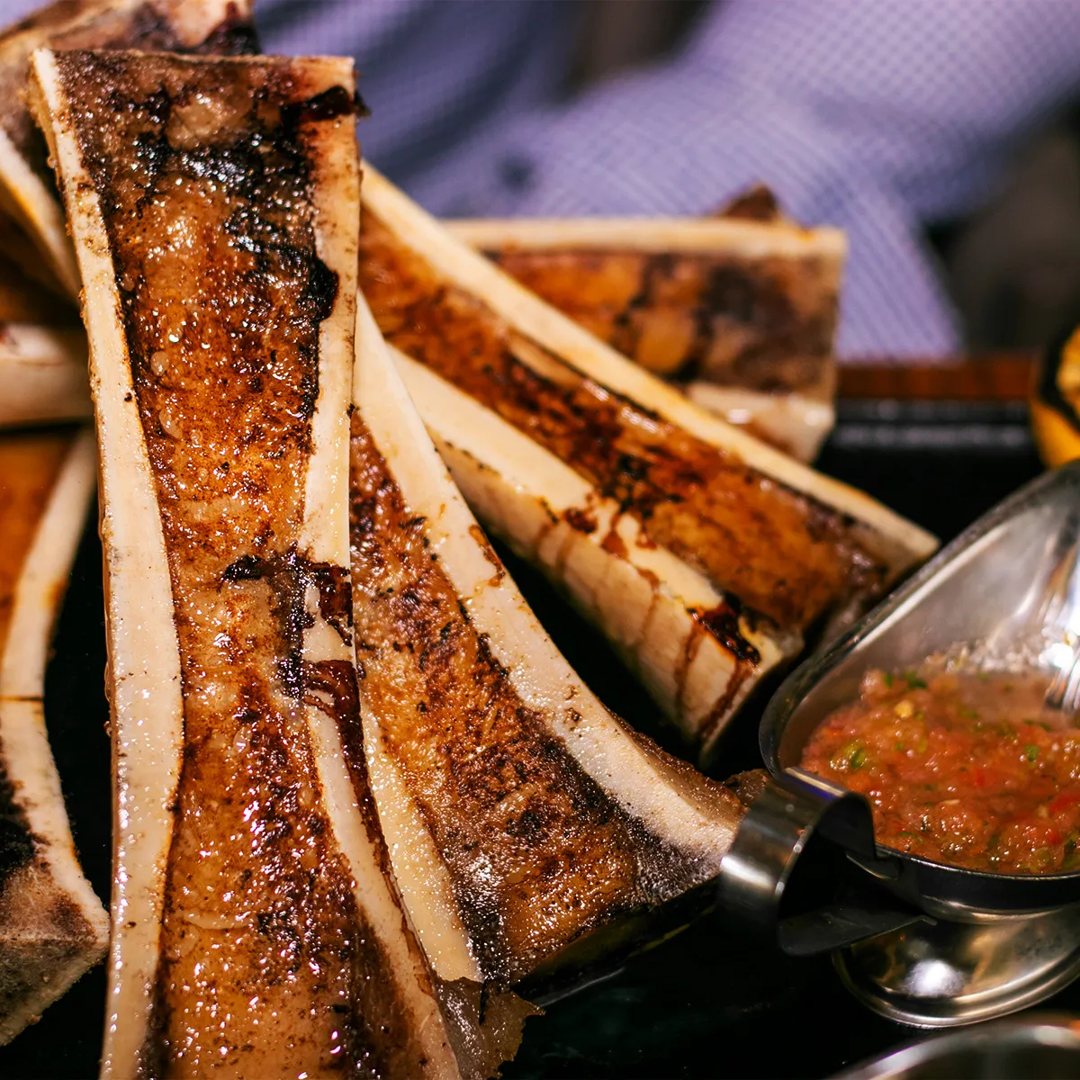 Platillo de tuetanos en cantina la 20