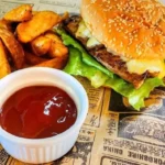 hamburguesa con papas gajo en el restaurante ambar del mar en chetumal rest mx