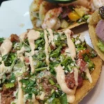 tostadas de mariscos en el restaurante bucaneros chetumal - rest mx