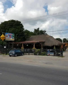 exterior del restaurante padilla en chetumal