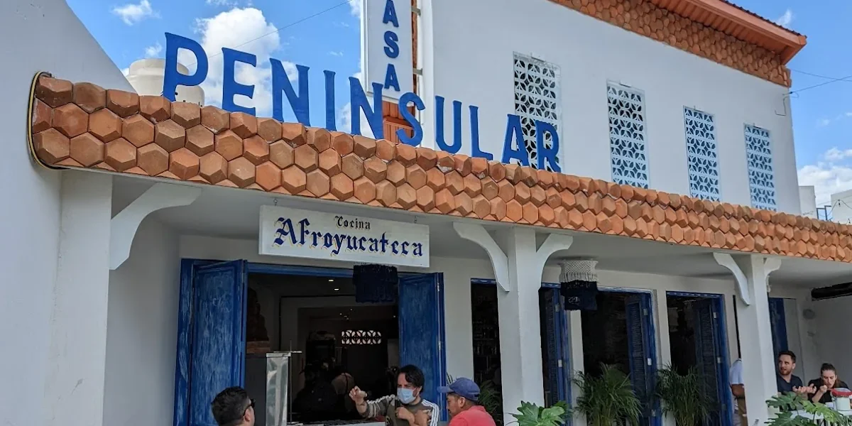 Casa Peninsular