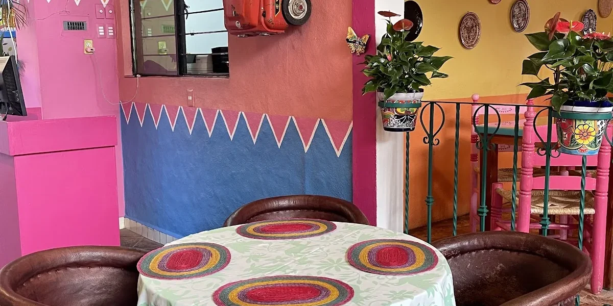 Los Colorines De Cuernavaca