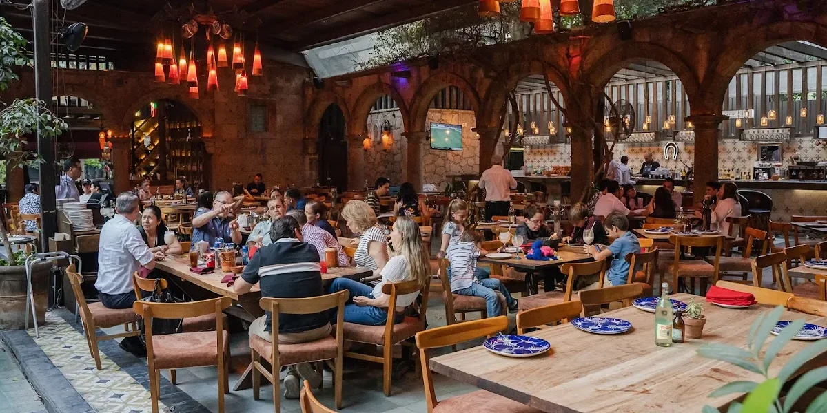 La Casa De Los Platos