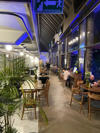 Cafe