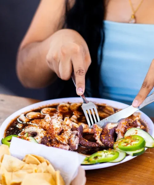 Aguachile en uno de los mejores restaurantes en playa del carmen