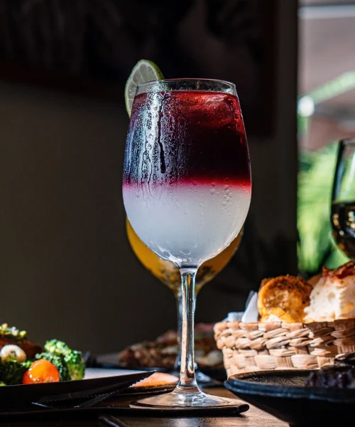 Bebida preparada en el restaurante la ronda