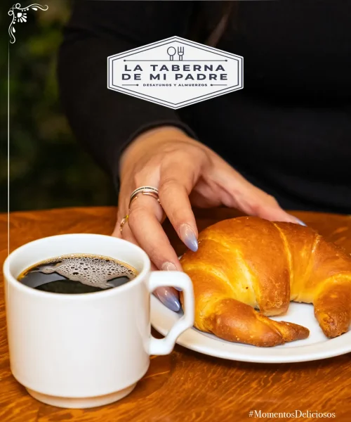 café caliente y pan dulce en la taberna de mi padre juriquilla