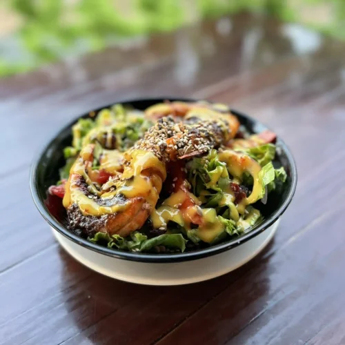ensalada de mariscos en new orleans shrimp house restaurante