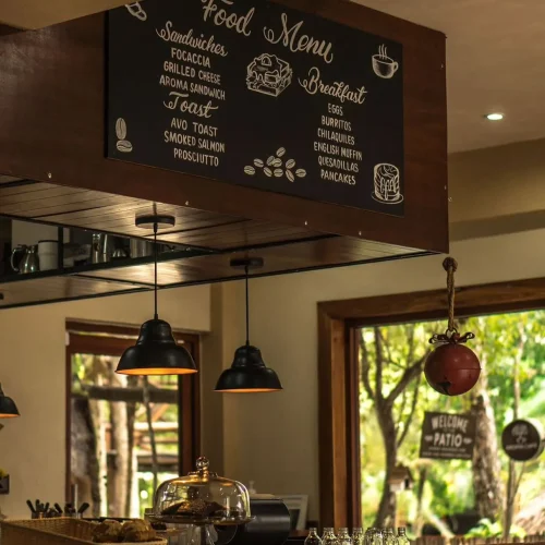 Interior de una cafetería