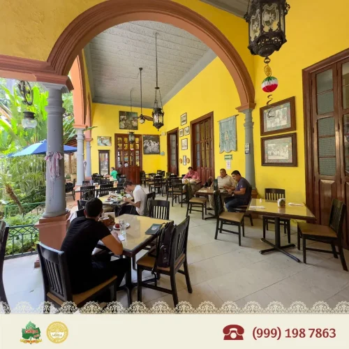 los mejores sitios de comida en el centro historico de merida interior del restaurante la chaya maya