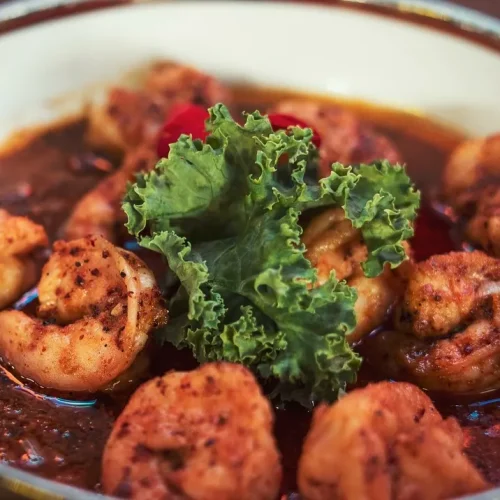 platillo de camarones a la diabla en el restaurante el guayabo juriquilla