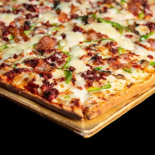 Pizza mexicana de especialidad en casa jaguar pizzería