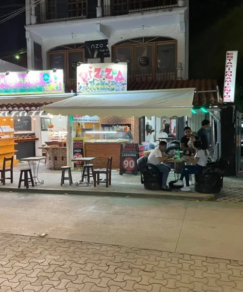 lugares de pizzas en playa del carmen