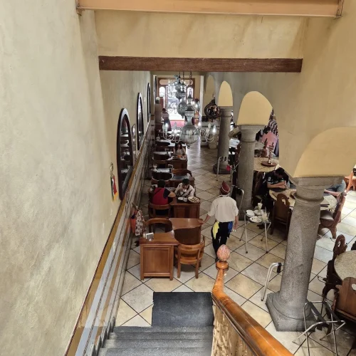Interior de un restaurante del centro histórico de puebla