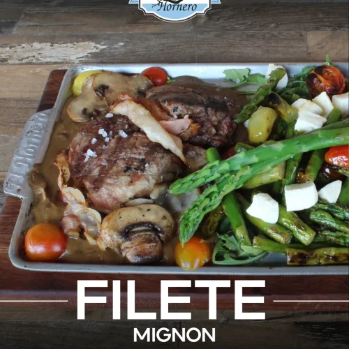 platillo de filete de mignon en el restaurante el hornero