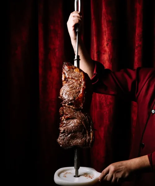 rodizio de carne en el restaurante buffet bovinos cancun