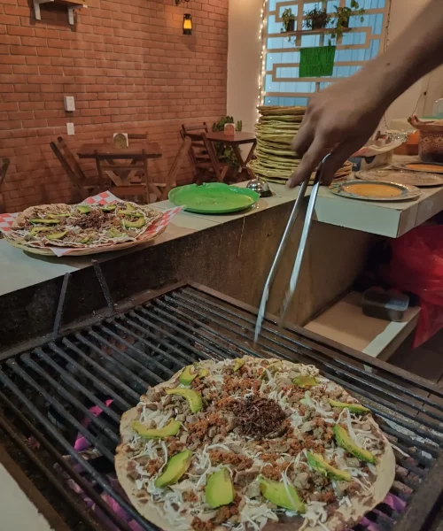 Tlayudas oaxaqueñas restaurante en playa del carmen